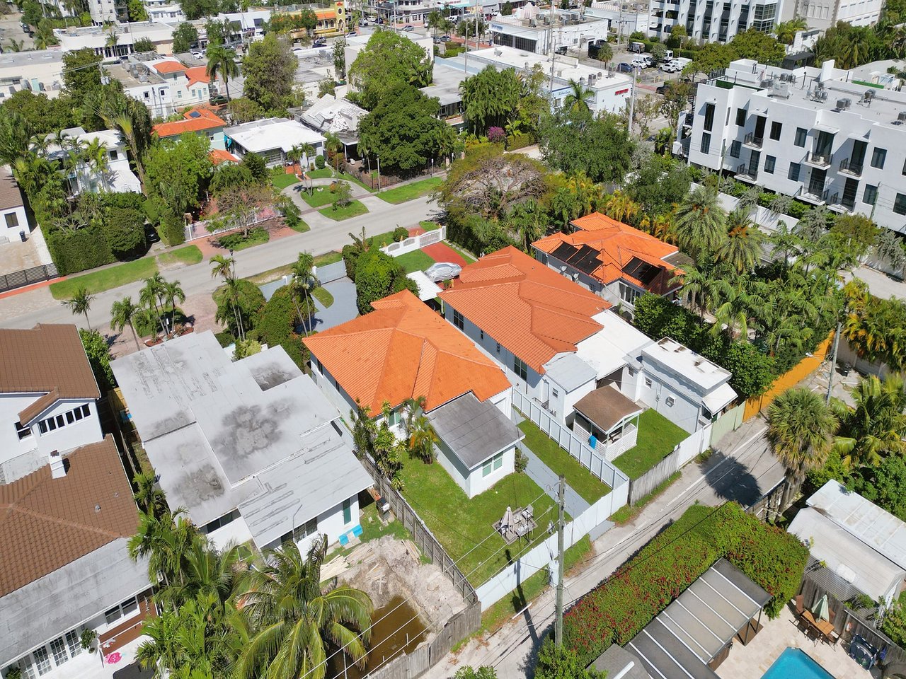 1435 Lenox Ave. Miami Beach, FL