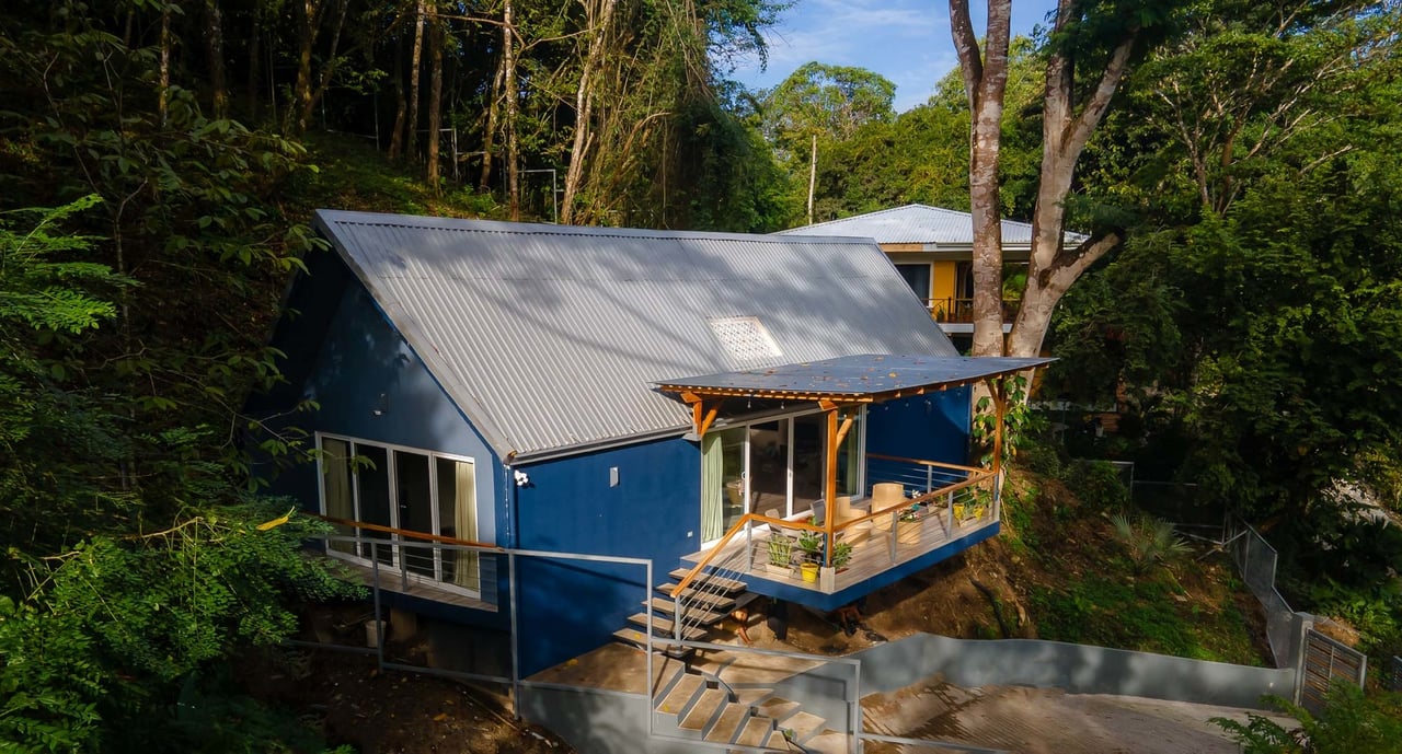 Tropical Rainforest Beach House, Manuel Antonio, Puntarenas