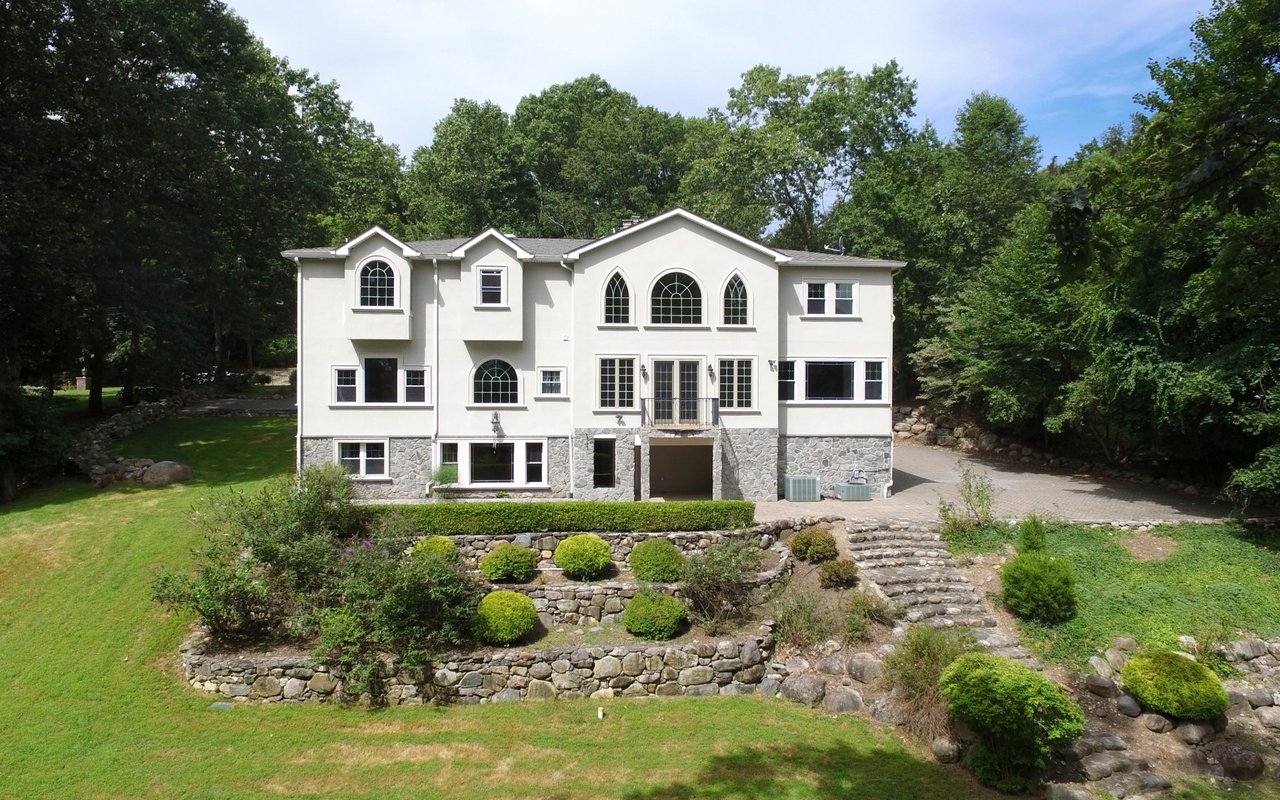 68 Hillcrest Drive