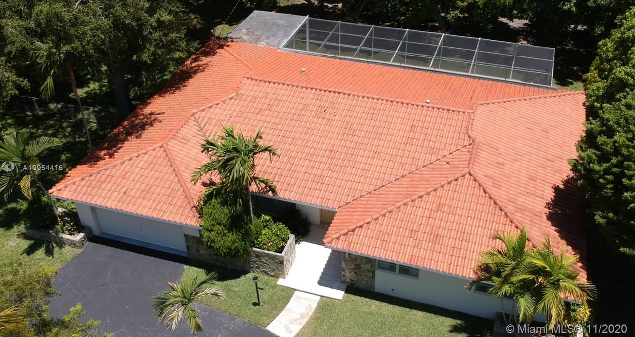 Expansive Bay Heights Property
