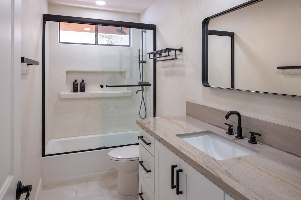 13060 Callcott Way