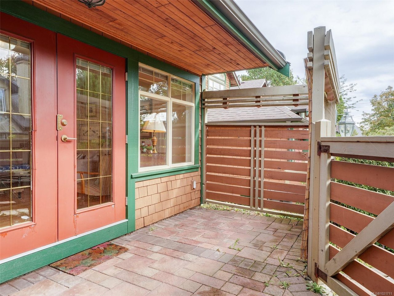 1-2573 Kilgary Pl