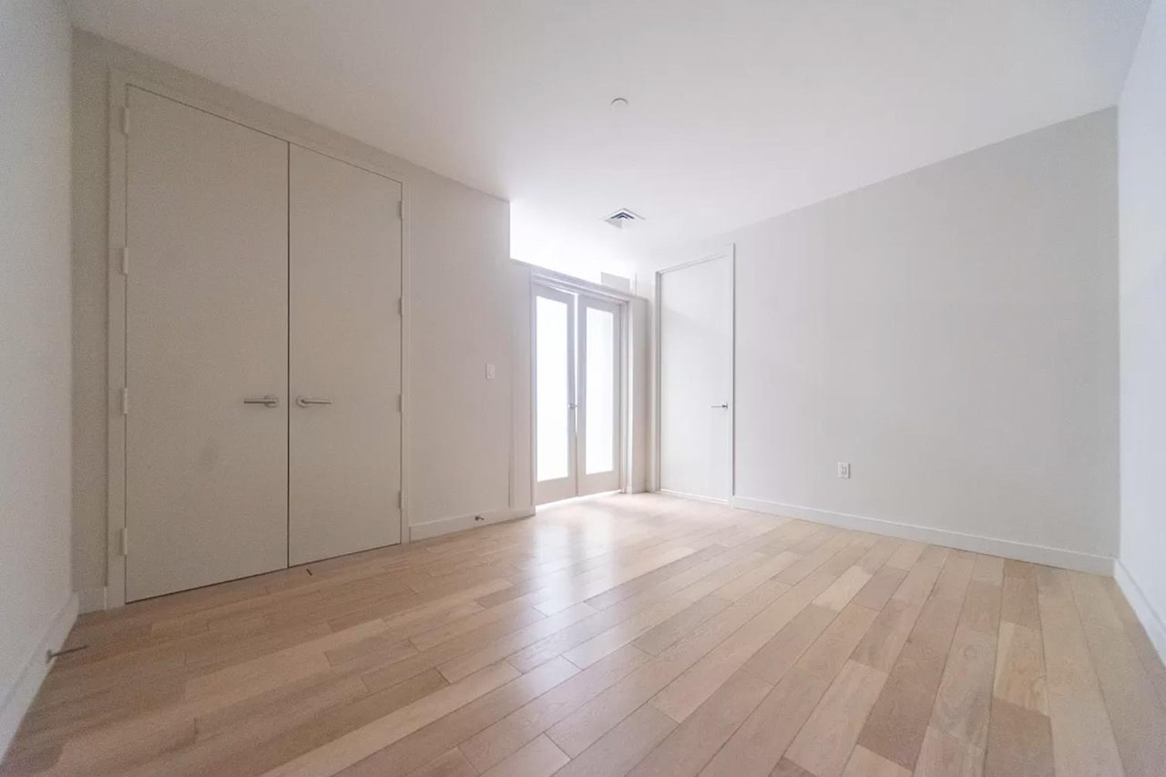 75 Wall Street, Apt 35-F