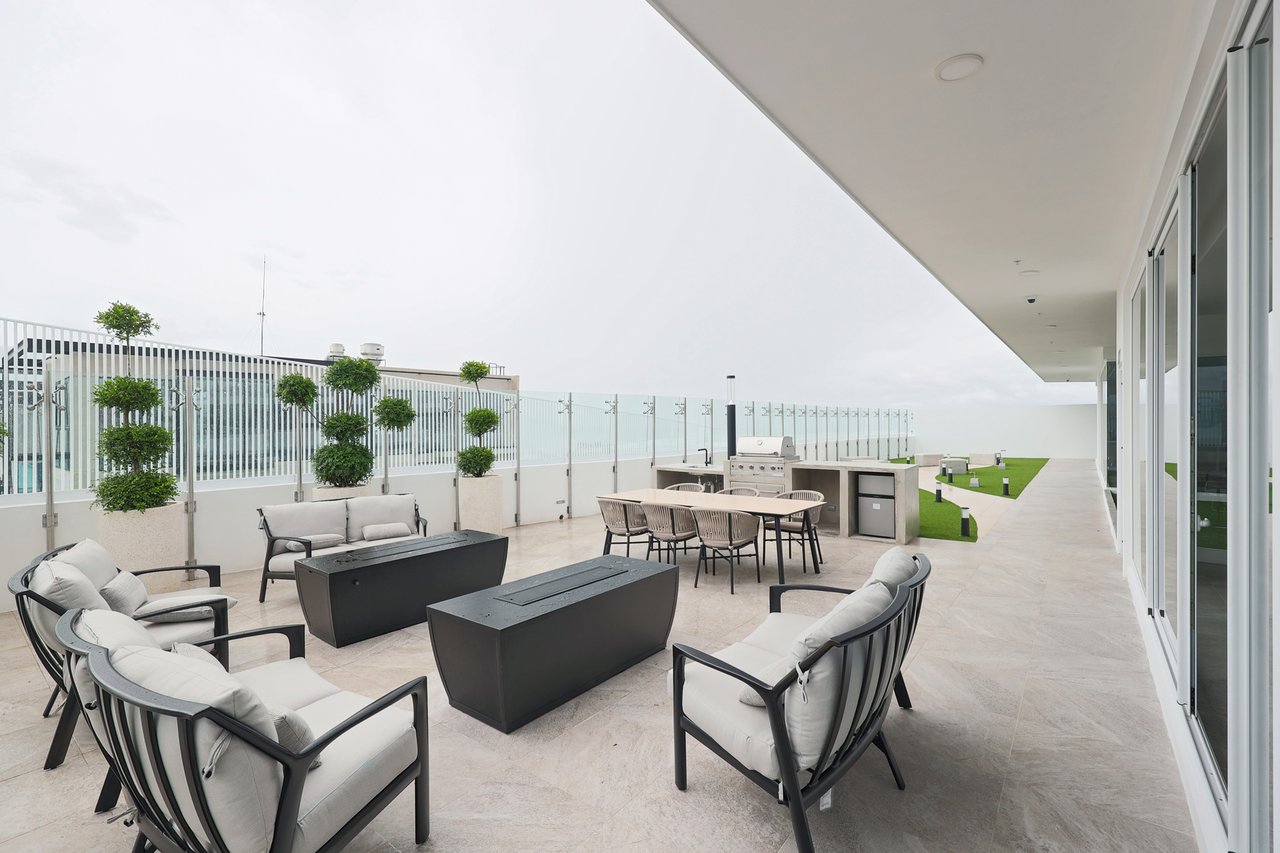 Contemporary City View Apartment, Sabana and Rohrmoser, San Jose