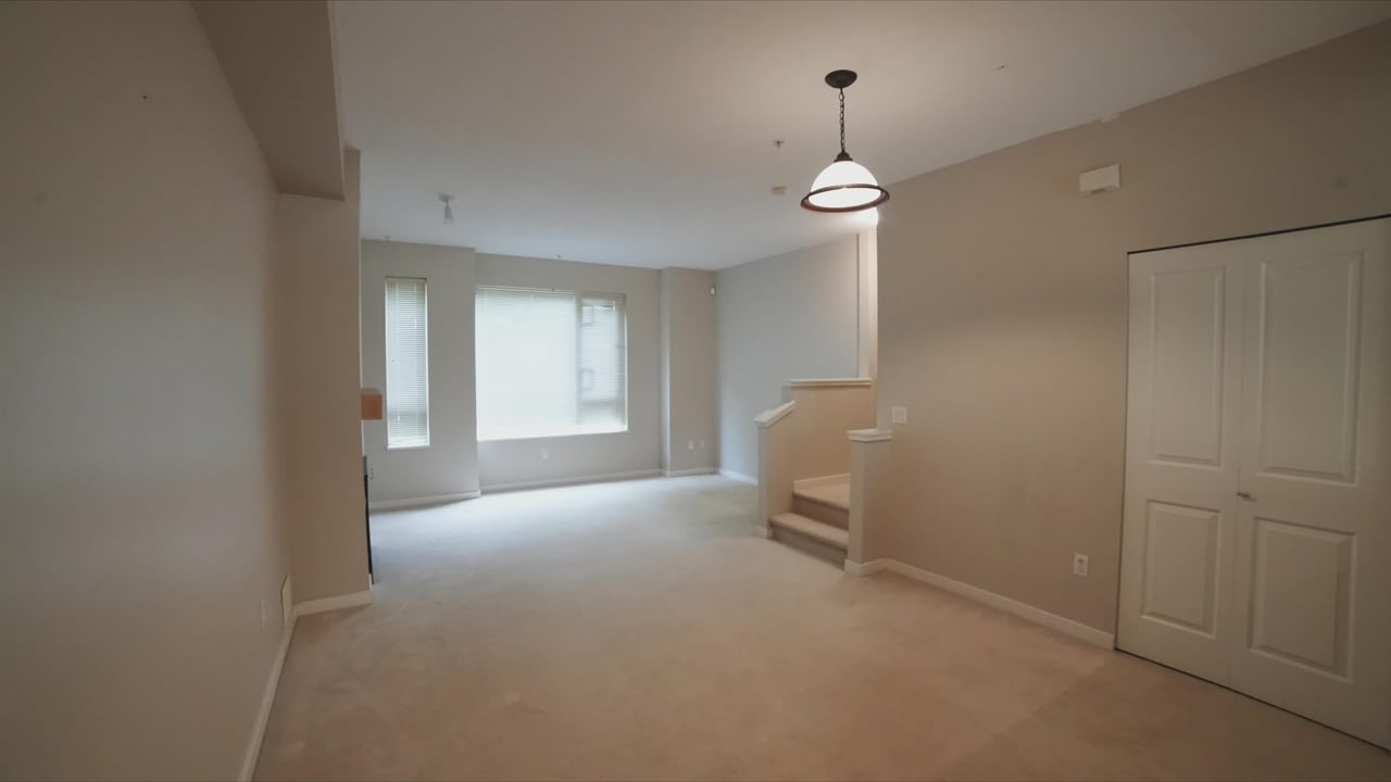117-9229 University Cres