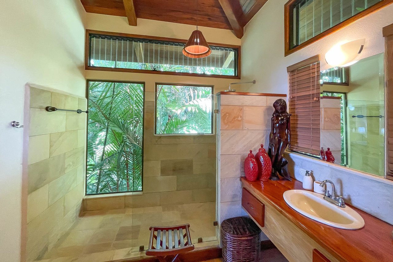Lush Garden Multi Home Estate, Dominical, Puntarenas