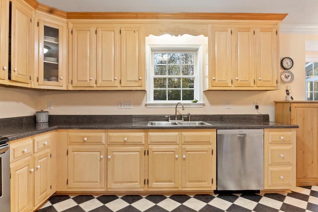 3531 Sherwood Bluff Way