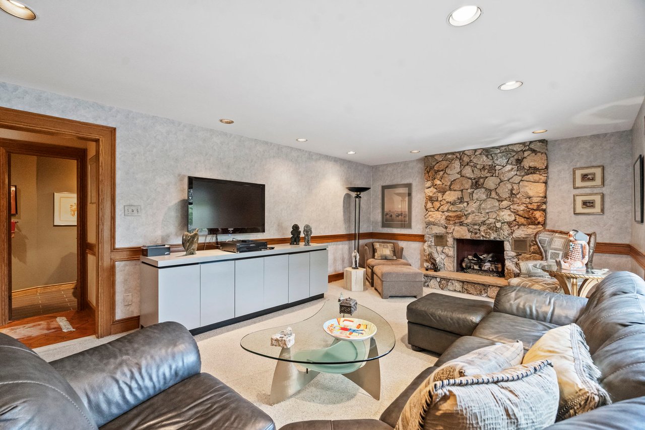 SOLD: Spacious and Superb Family Home