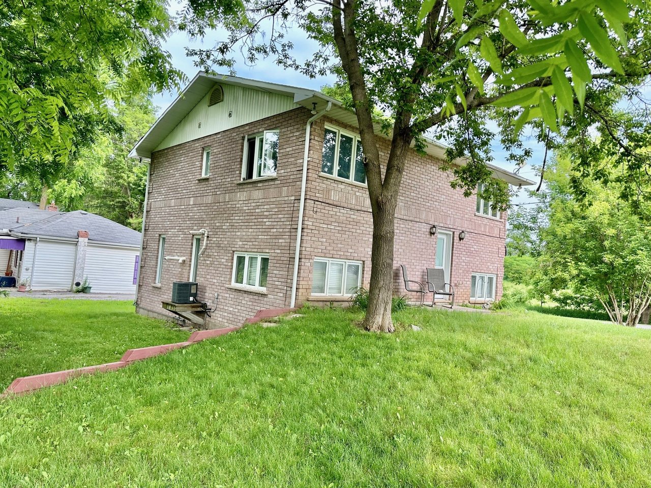 254 Elgin St
