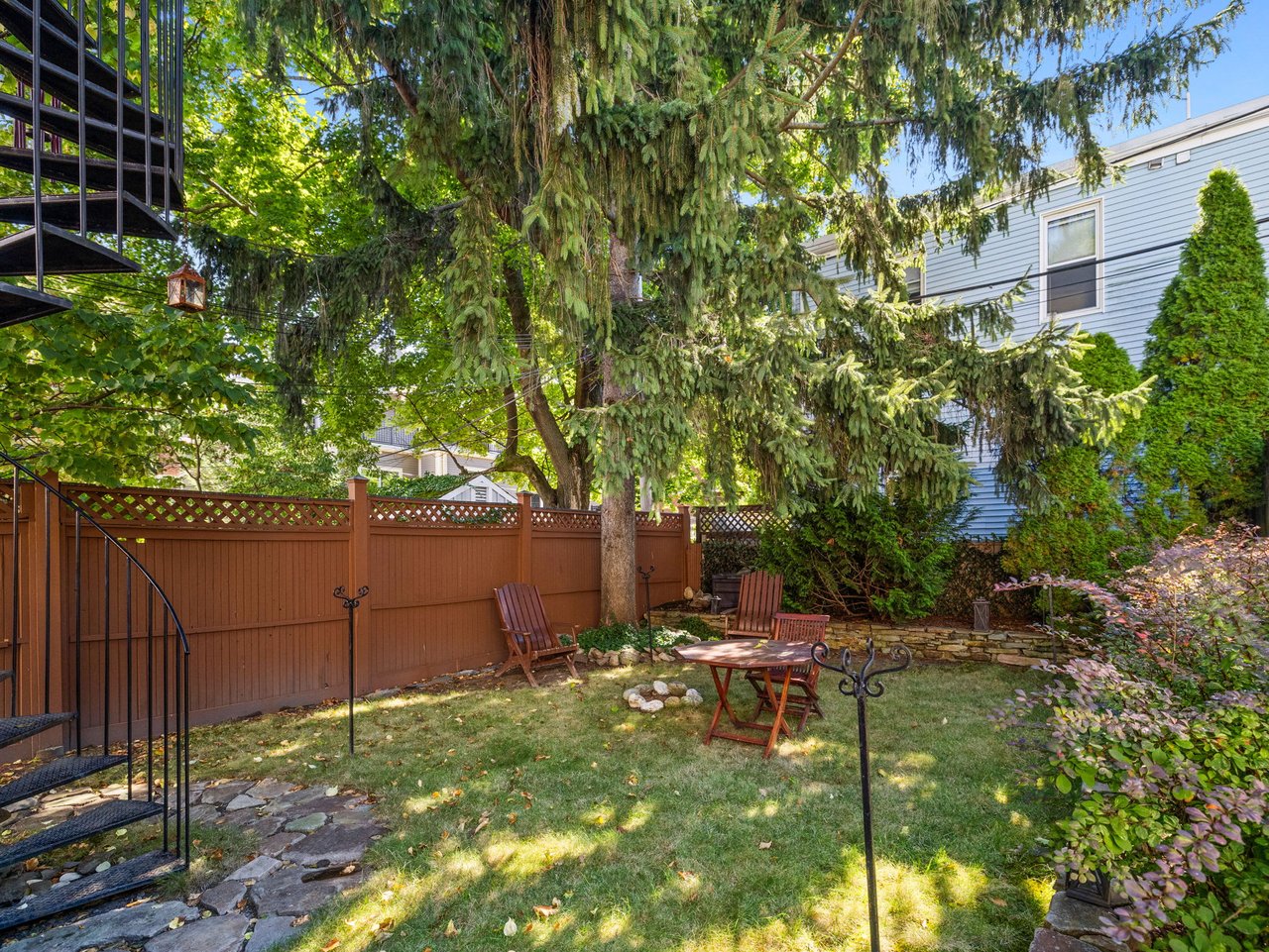 581 E Broadway # 1