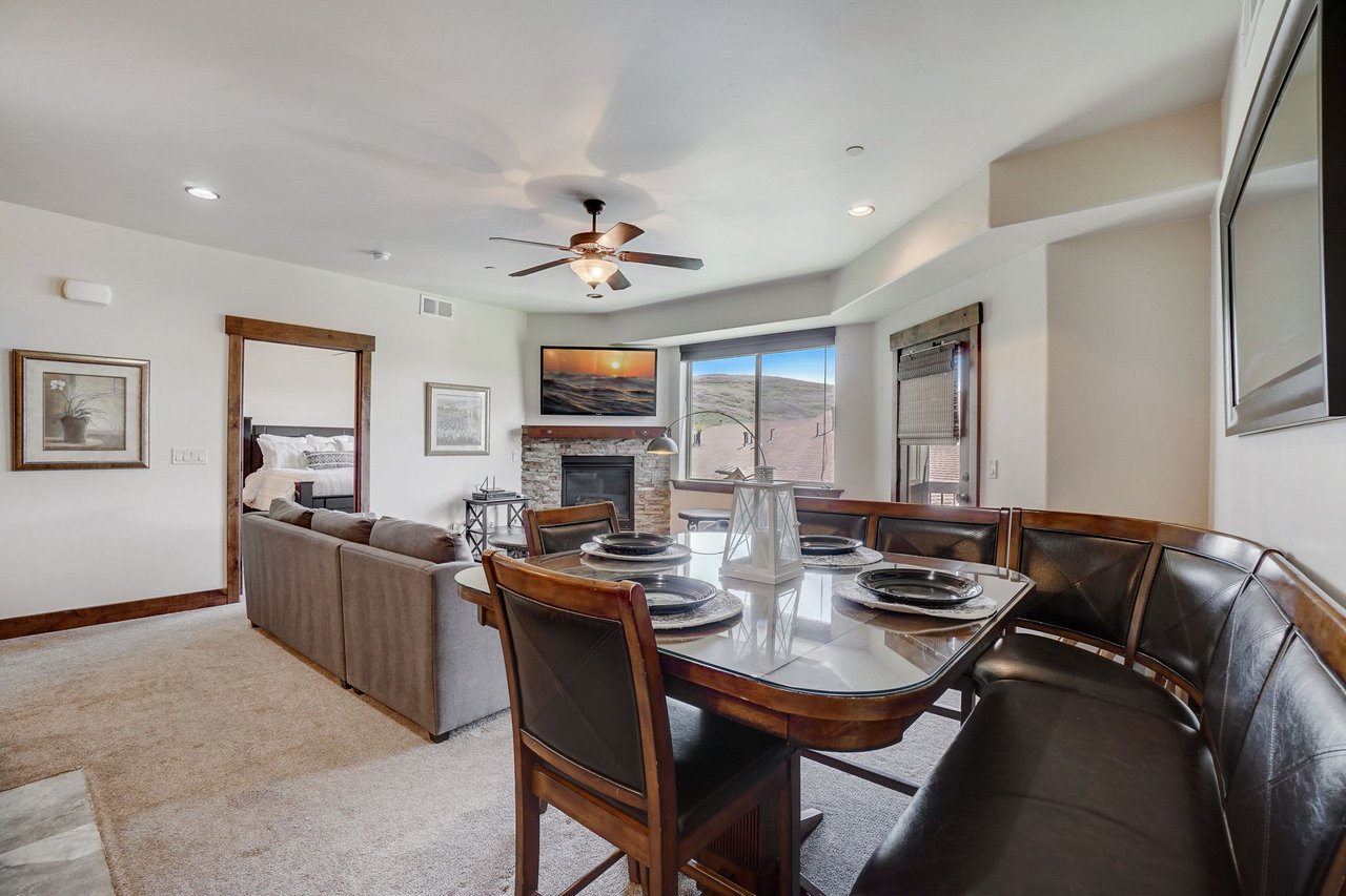 1291 W Black Rock Trail #H