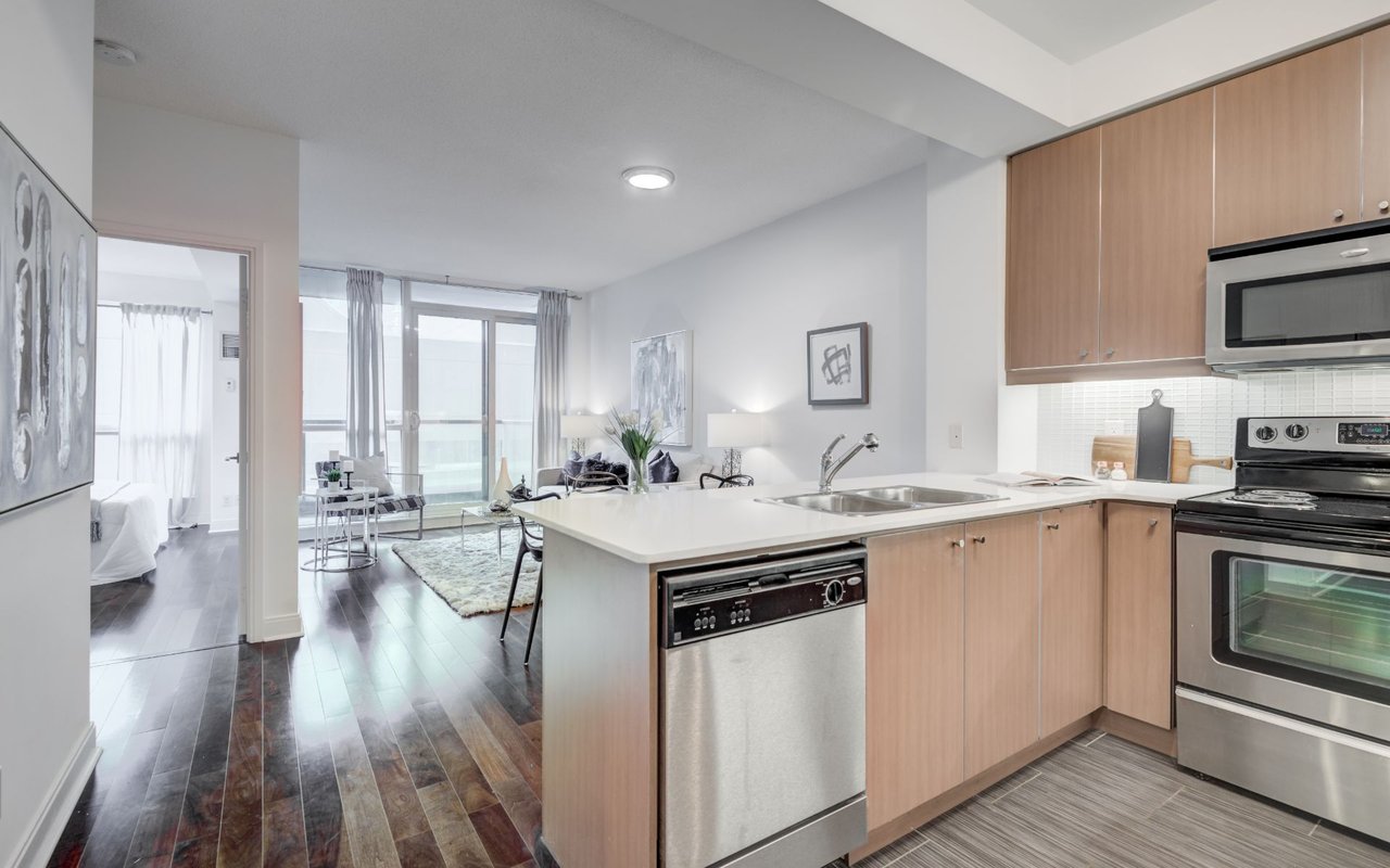 1 Scott St 309