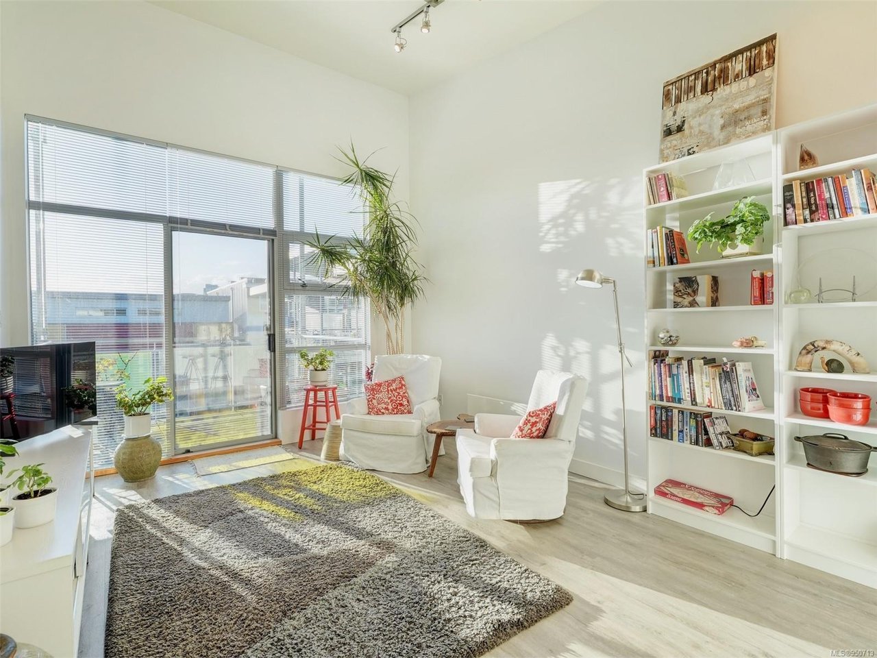 407-797 Tyee Rd