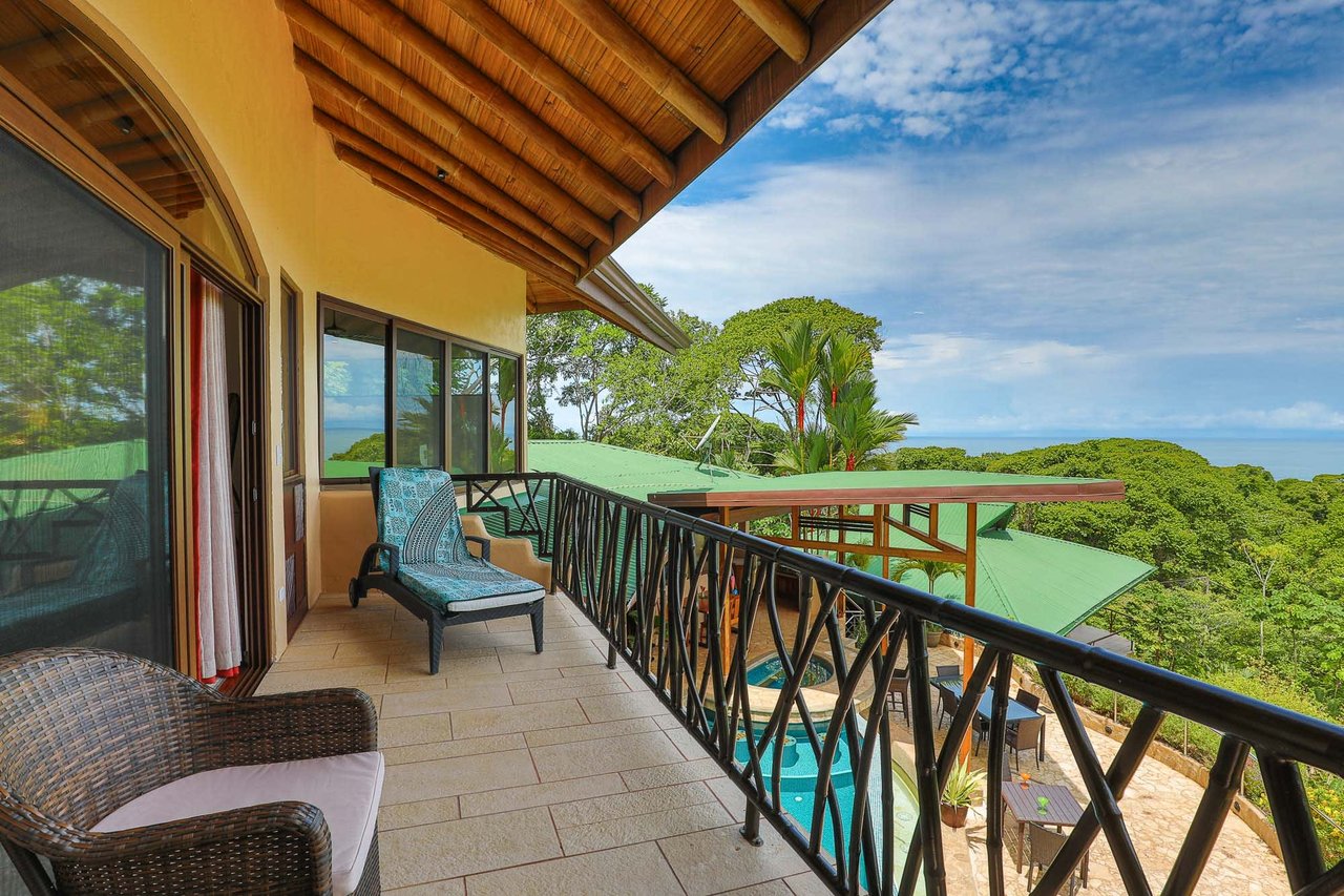 VILLA TUCAN TANGO: TROPICAL LUXURY HOME IN GATED COMMUNITY ABOVE DOMINICALITO