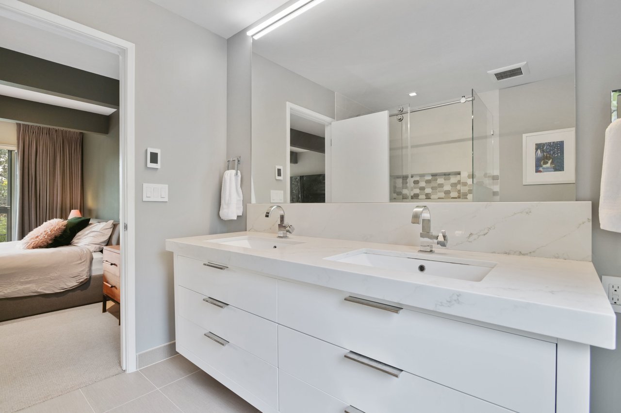 33 Bonnie Brae Dr