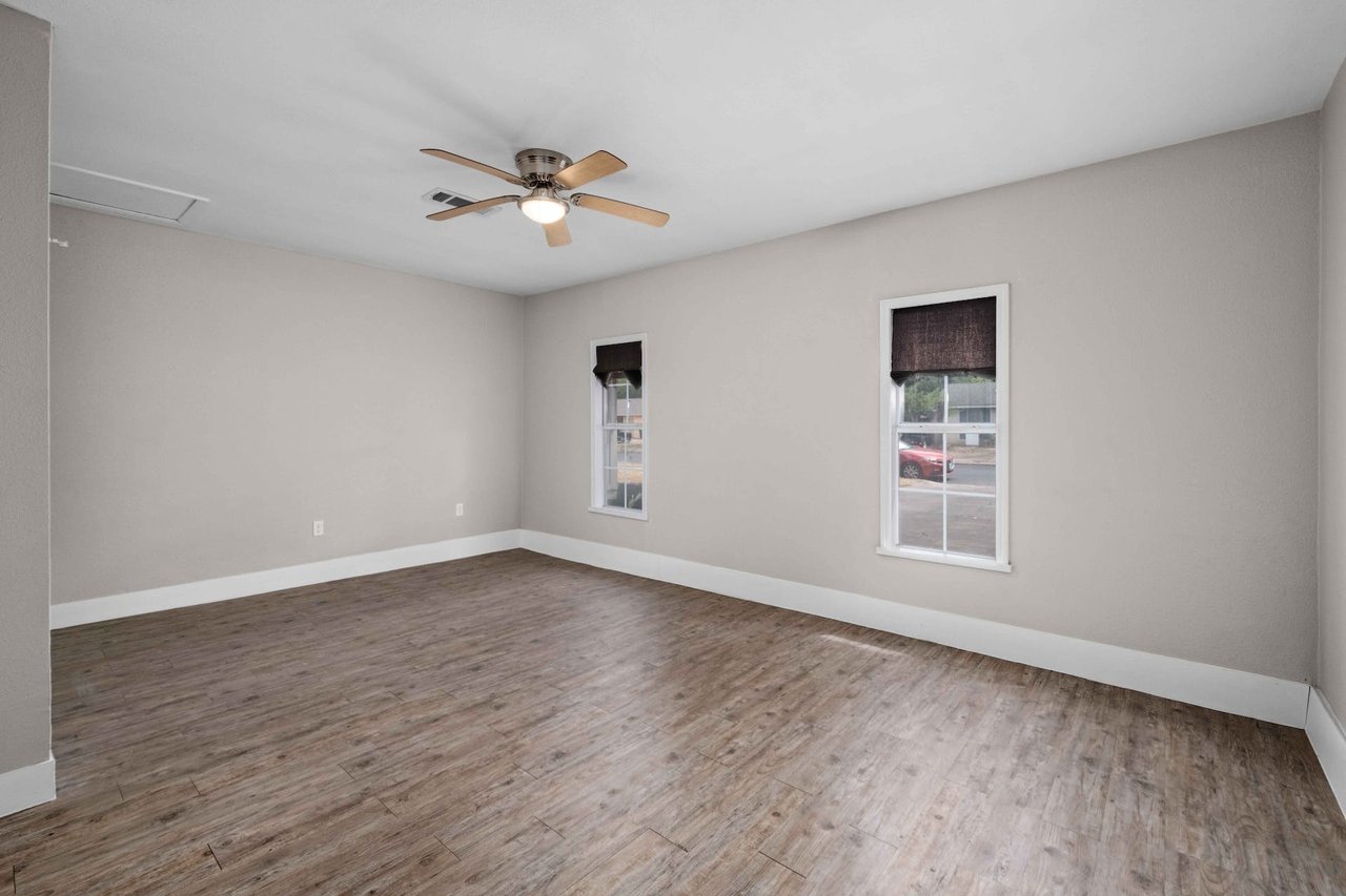 4906 Brassiewood Dr, Austin, Texas 78744