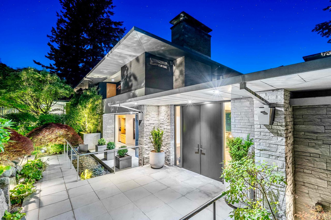 6275 St. Georges Cres