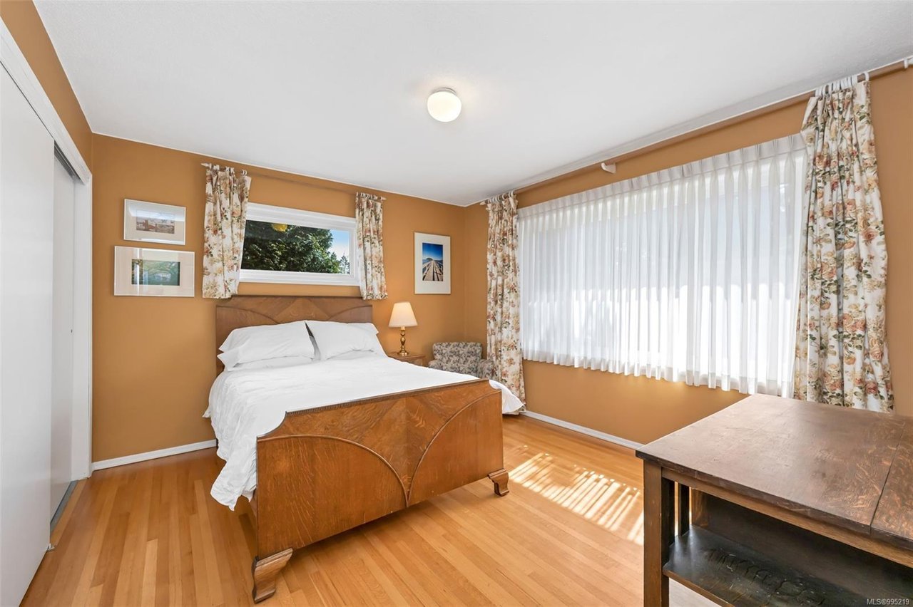 36 Tovey Cres, View Royal