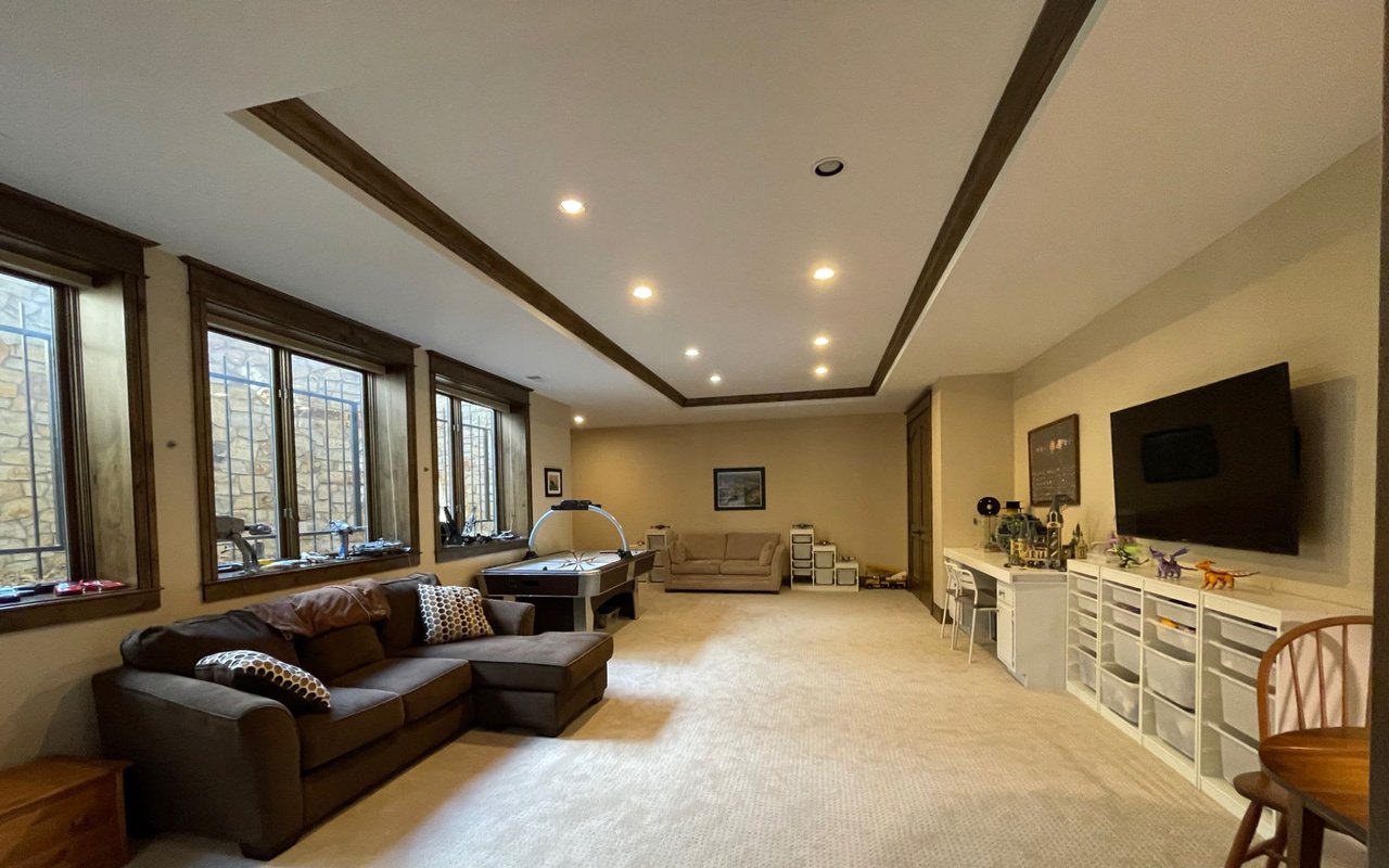 5530 S Marigold Court