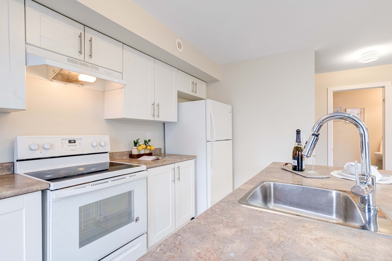 112-2 Dunsheath Way