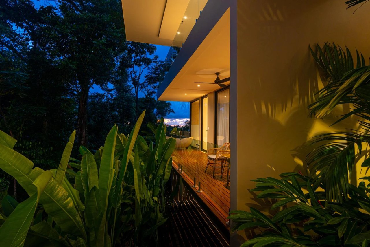 Whale Tail View Ridgetop Home, Uvita, Puntarenas