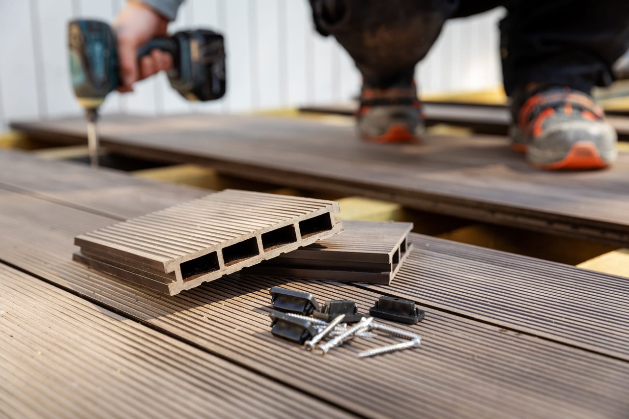 Which is Best for your Deck: Wood or Composite?