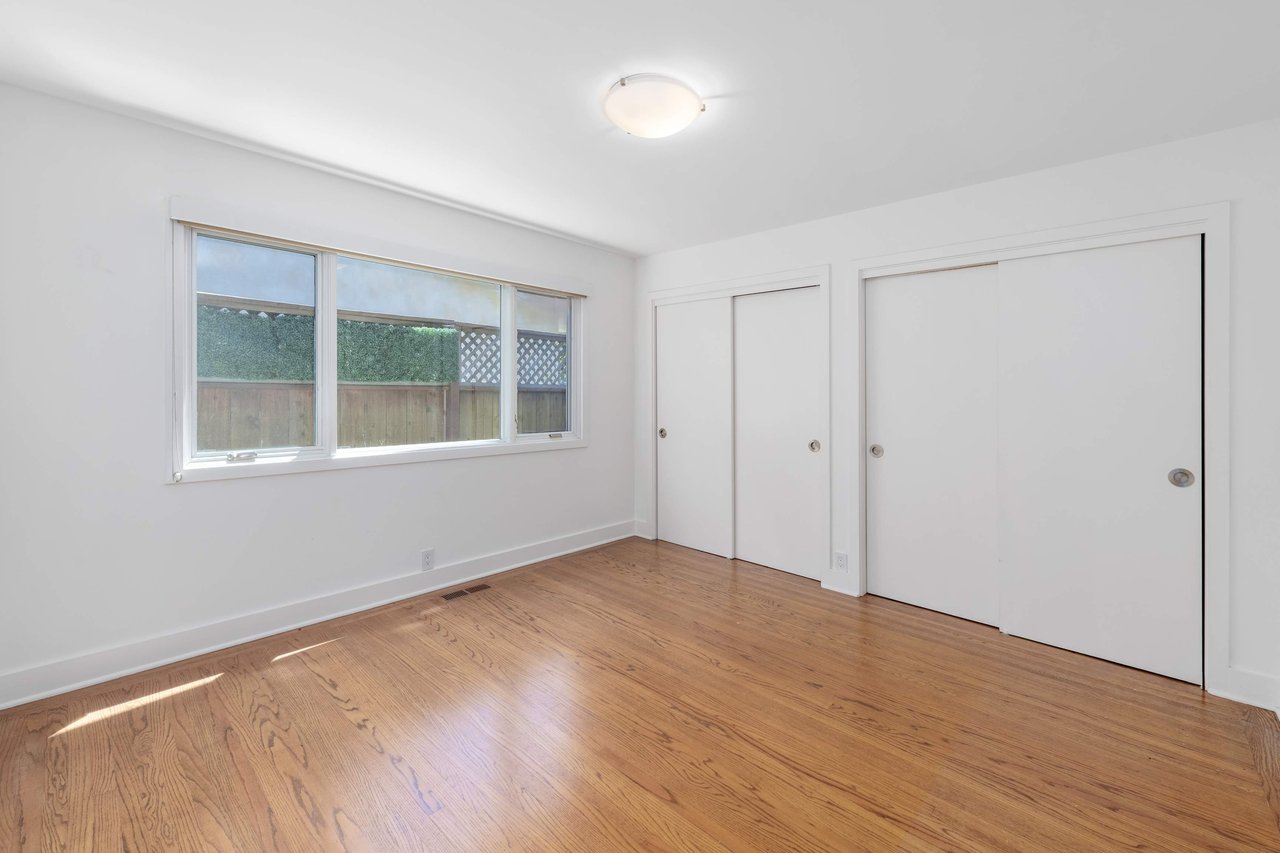 Charming Single-Level Home in Coveted Paradise Cay- Represented Owner and Tenant