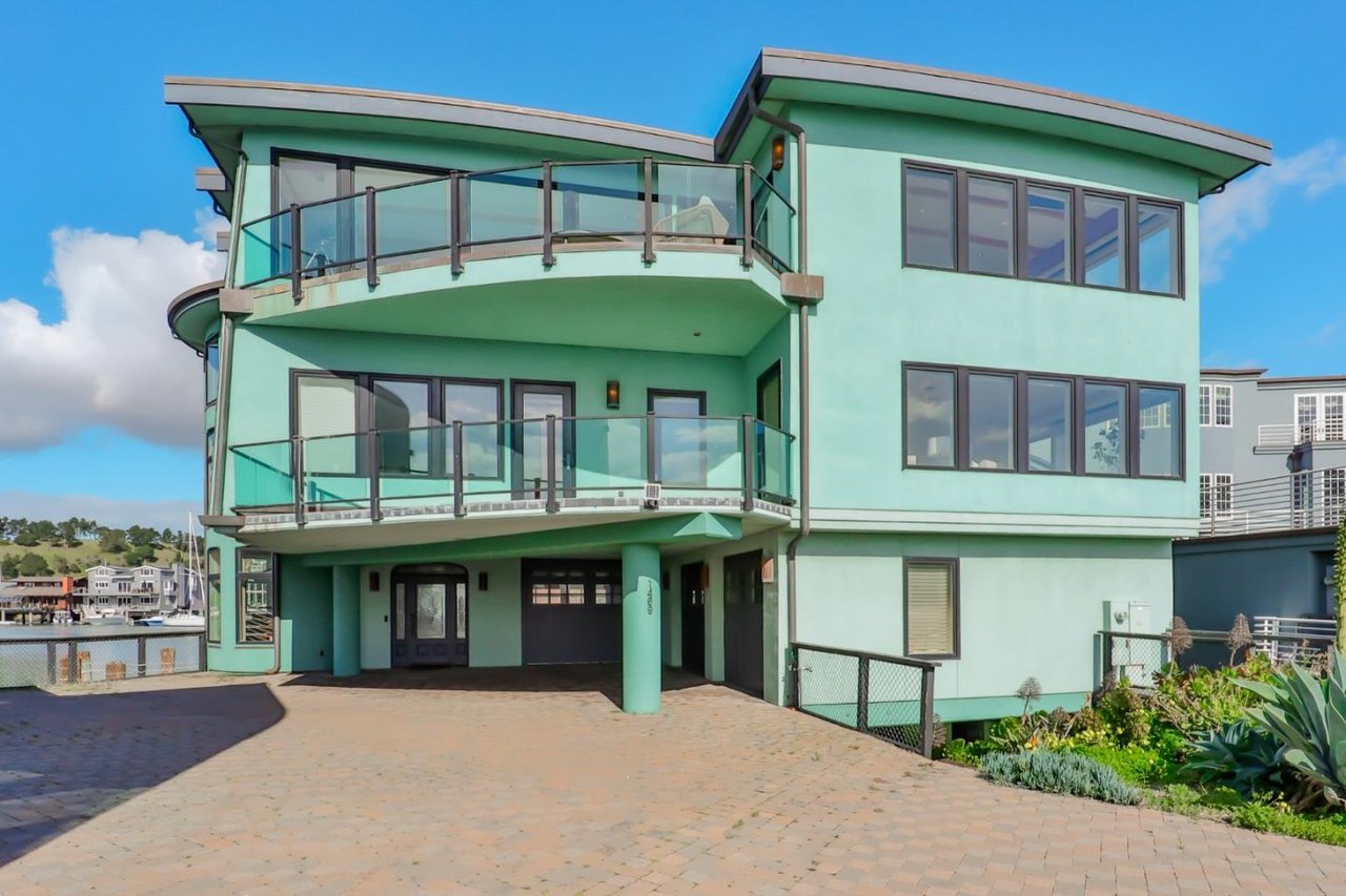 1469 Sandpiper Spit