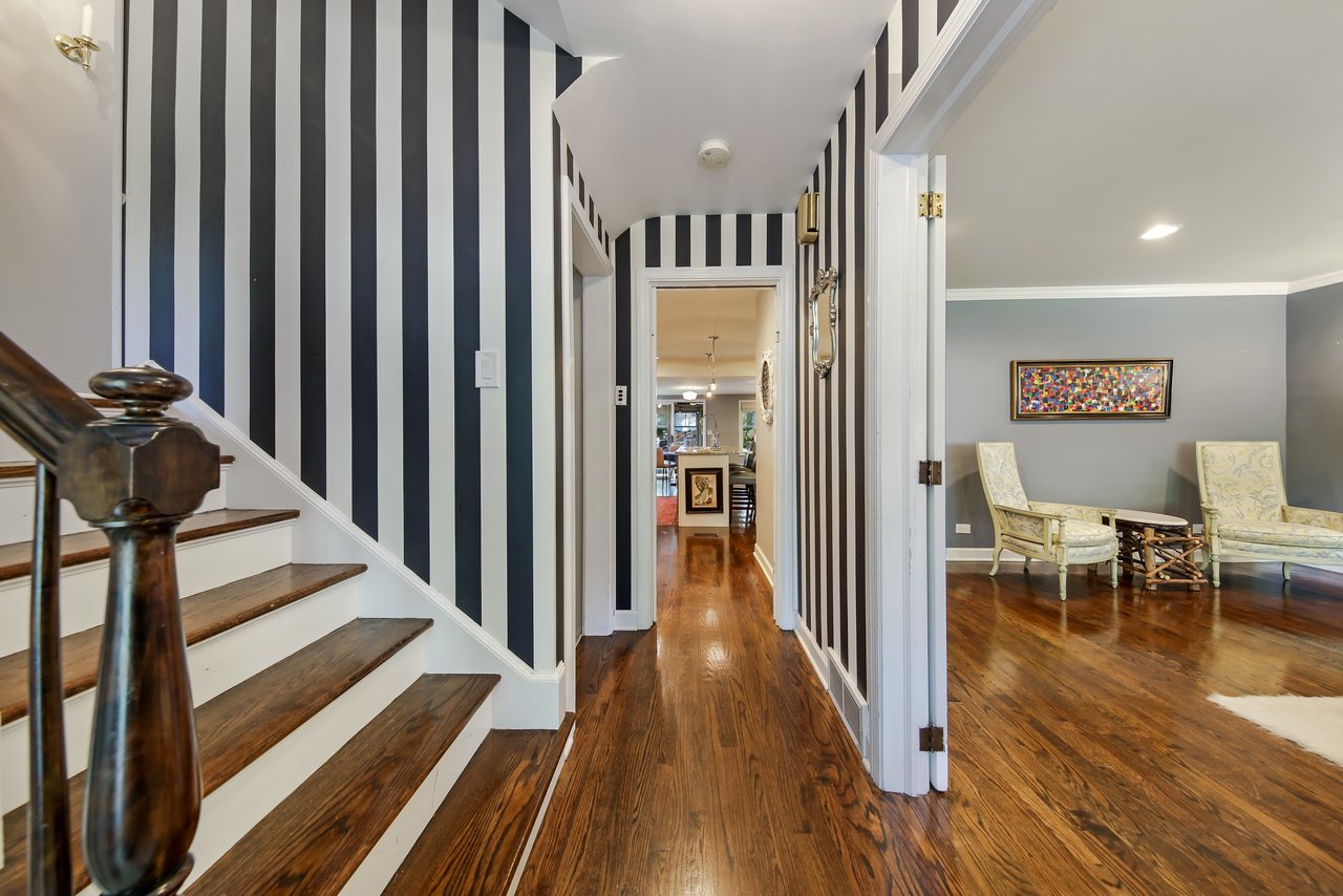 Here Is The Western Springs Home You Have Been Waiting For