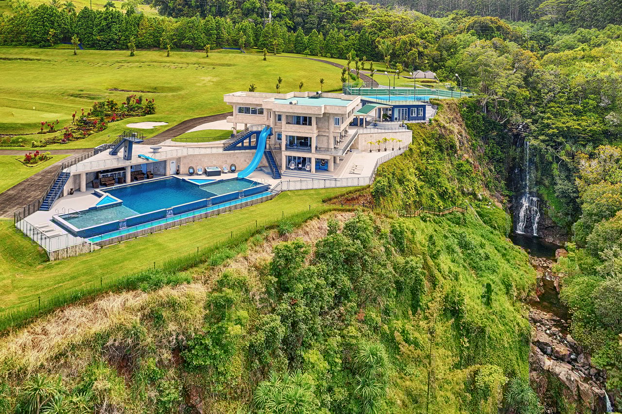 Waterfalling Estate on Hawaii’s Big Island Going to Auction!