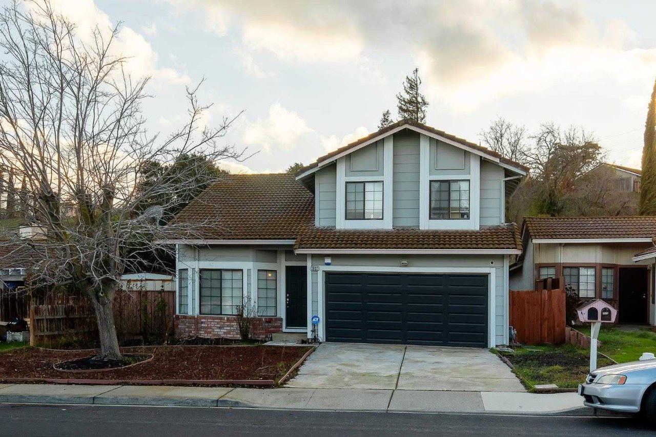 2632 Carpinteria DR