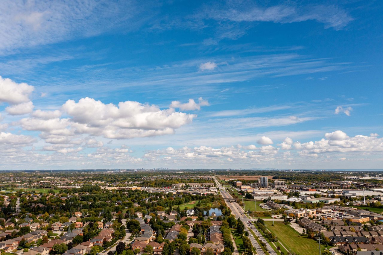 14-4165 Upper Middle Road Unit: 14