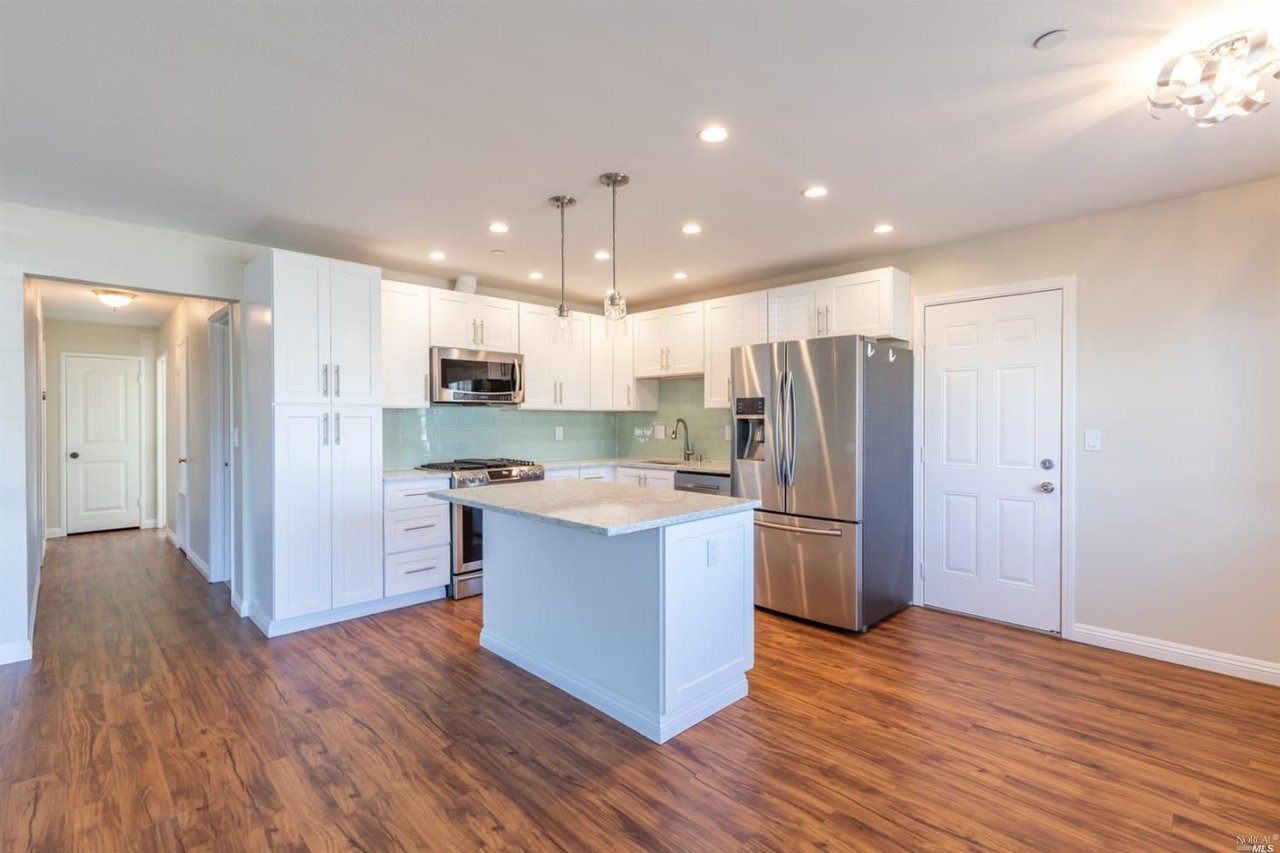 358 Stuart Dr