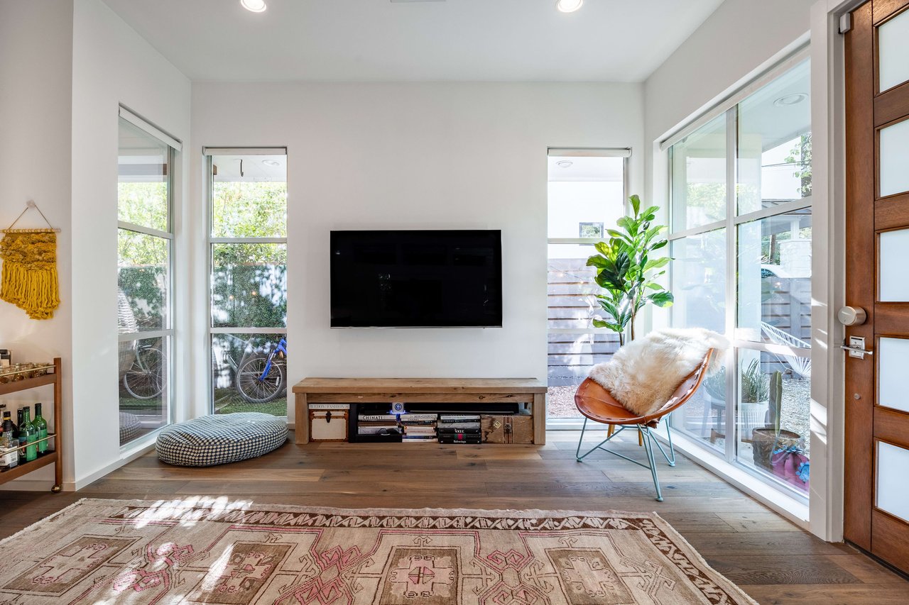 608 W Annie St # B