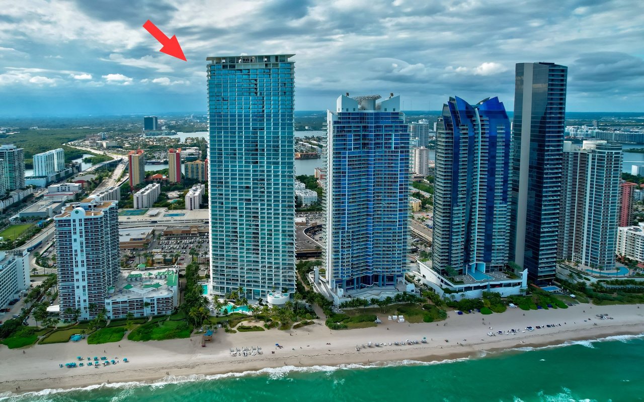 16901 Collins Ave, #5303