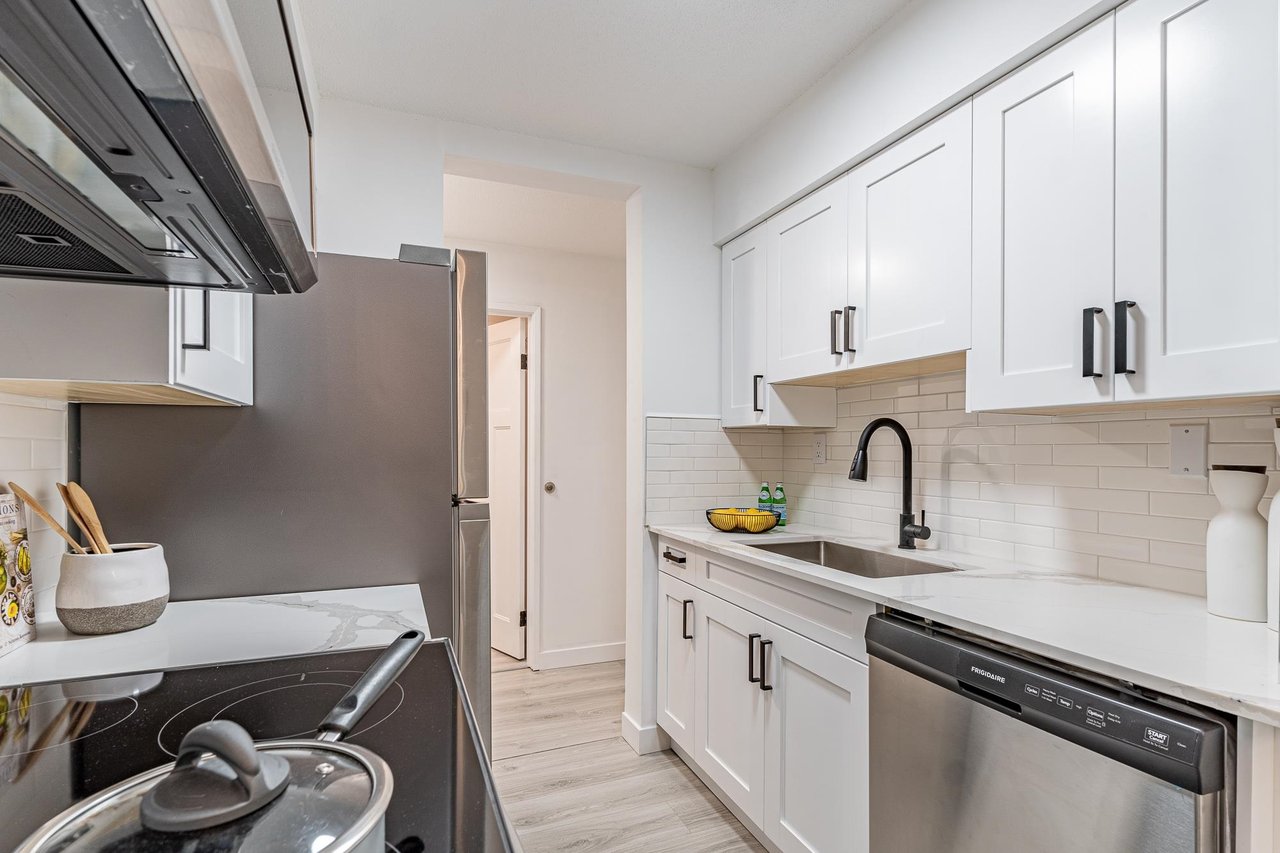 110-1045 Howie Ave