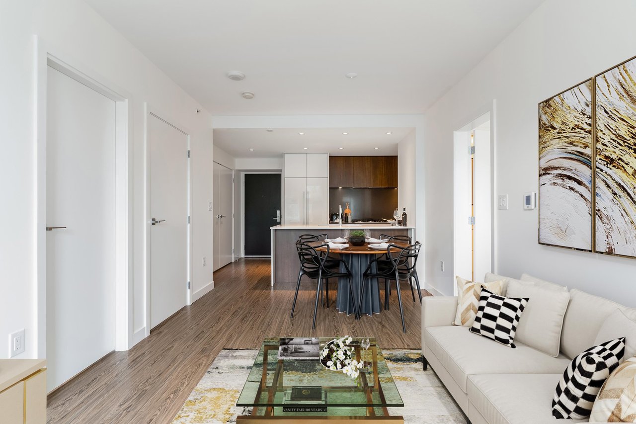 804-209 E 7th Ave