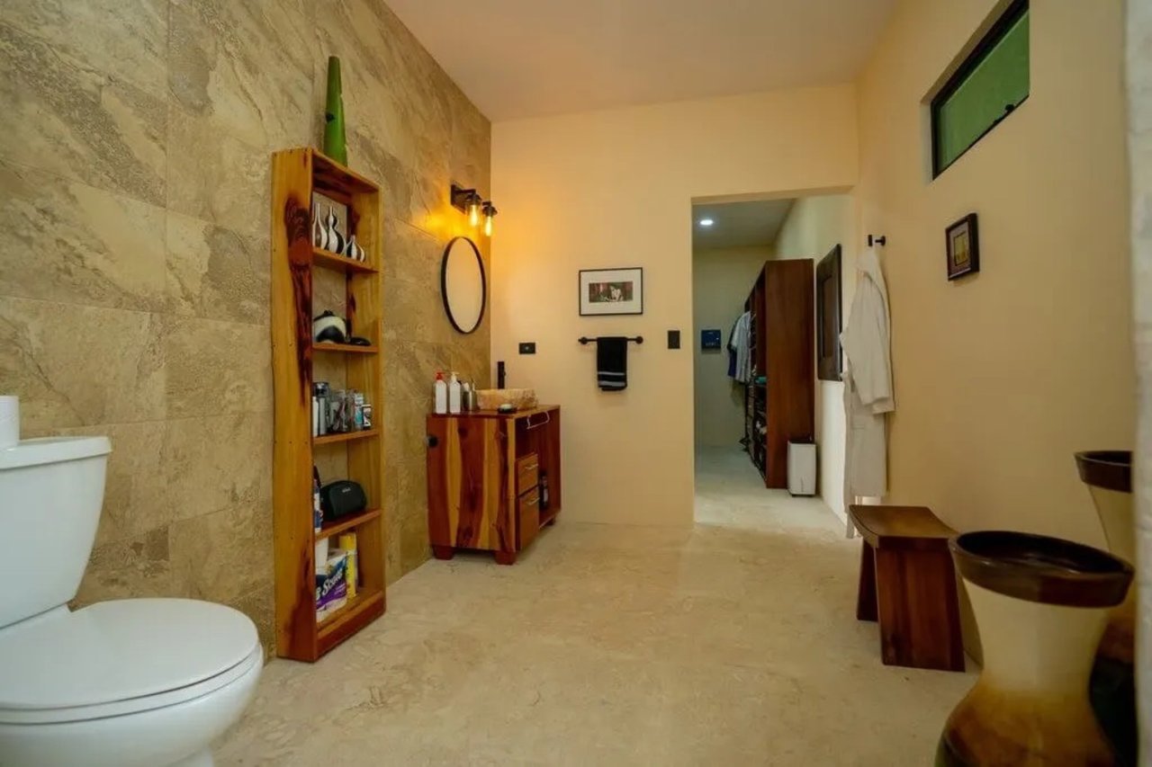 Tropical Villa with Guest Casita, Perez Zeledon, San Jose