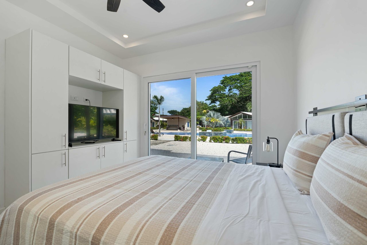 The Point 20 | Modern Elegance Meets Coastal Serenity – Home for Sale in Playa Avellanas!