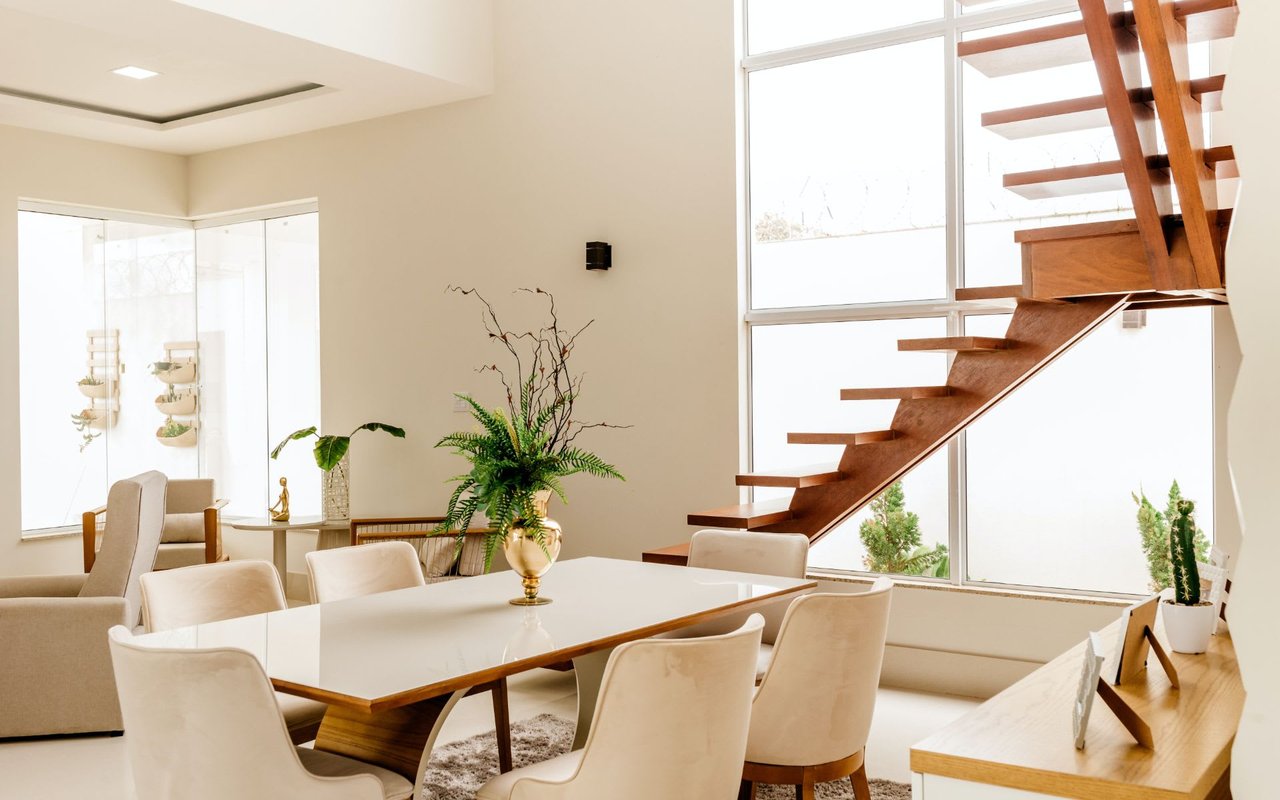 New York’s Luxury Real Estate Slump to last for months