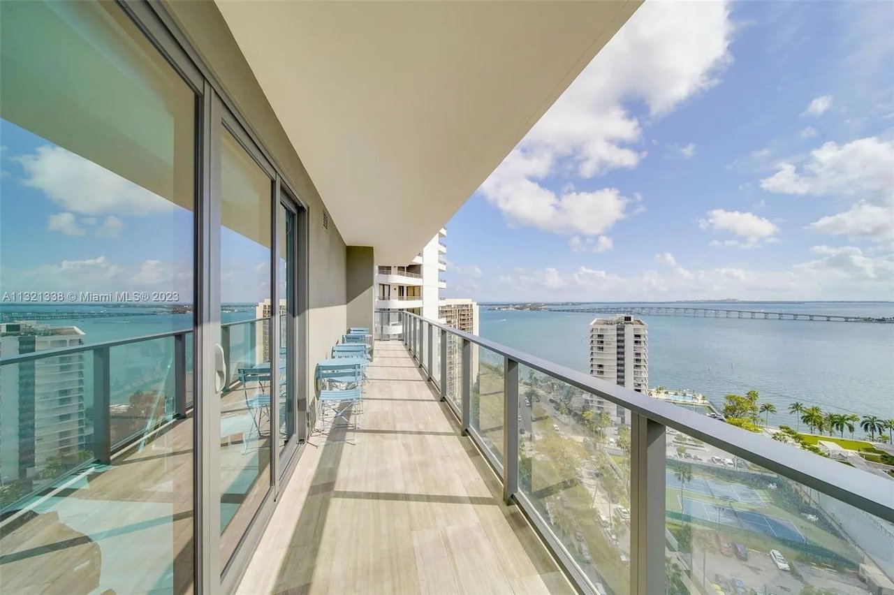 1451 Brickell Ave # 1803