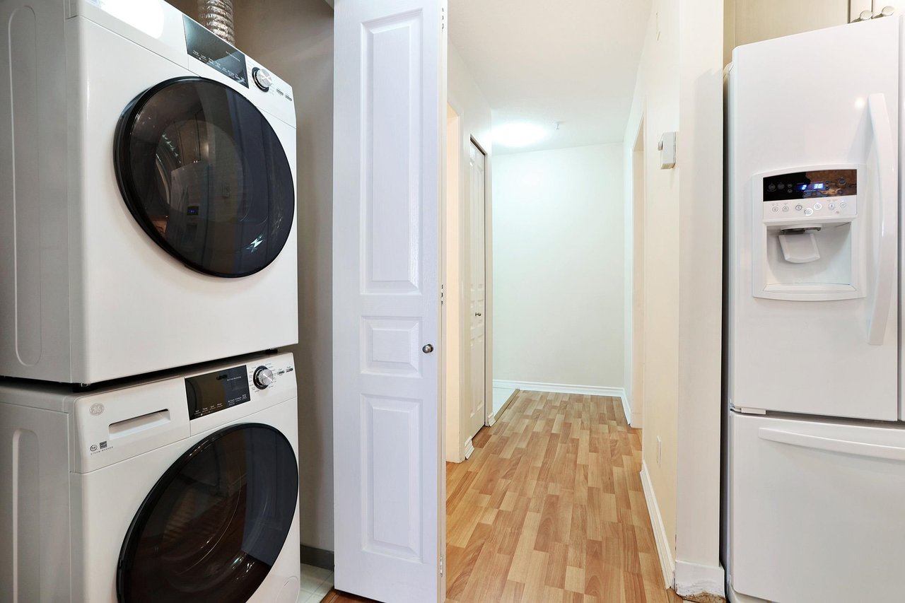 305-2130 W 12th Ave