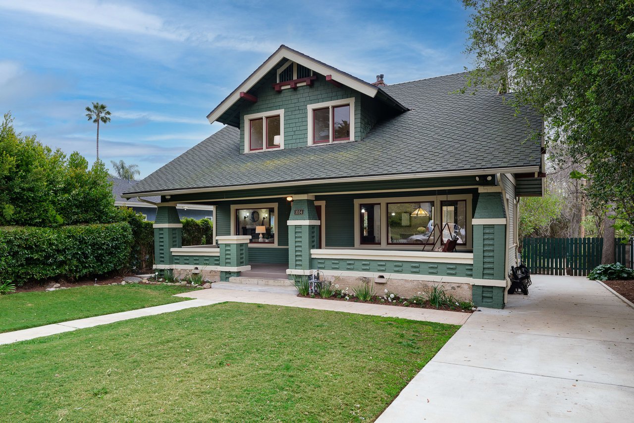 1034 Morada Place