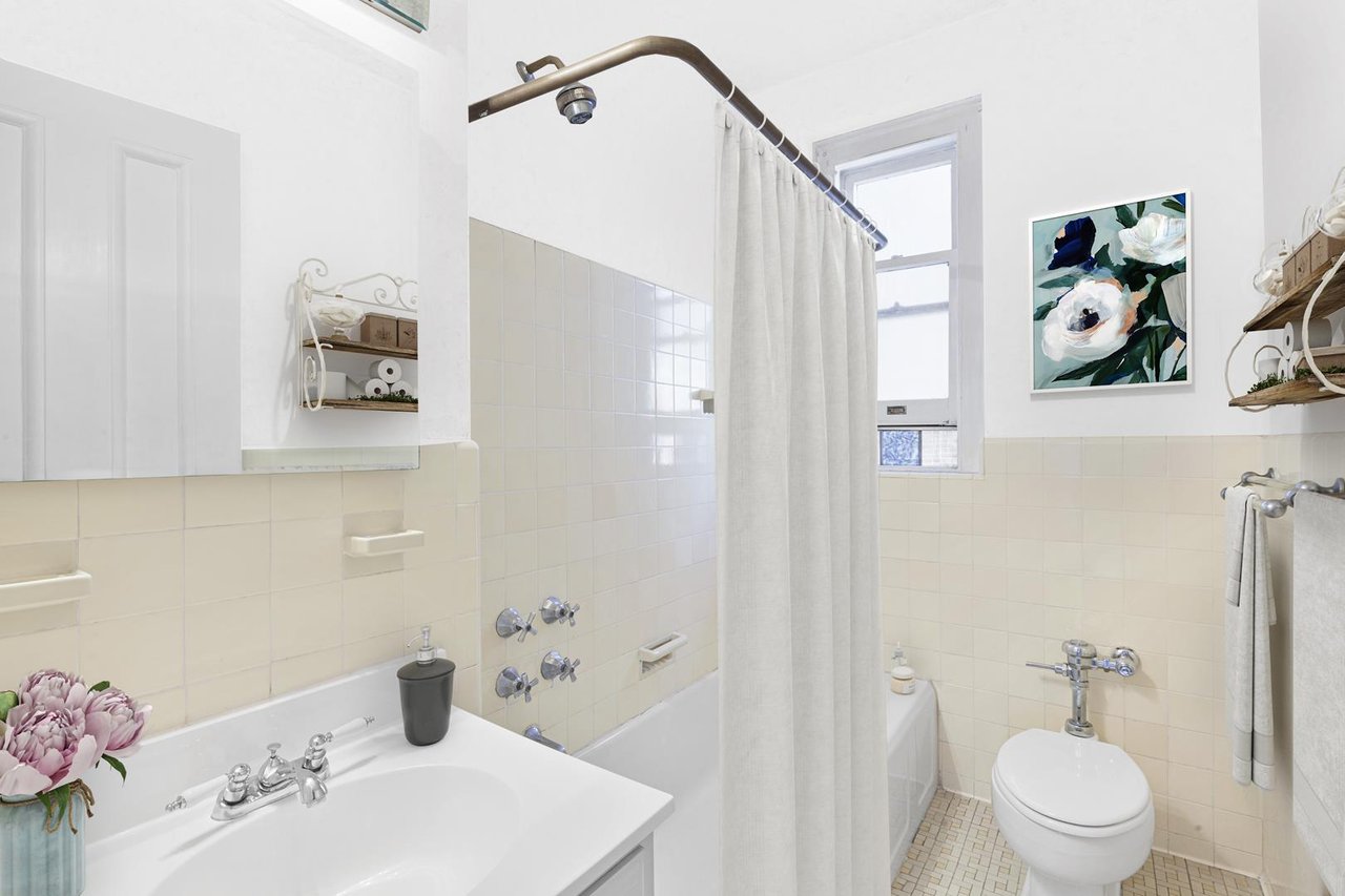 969 Park Avenue, Apt 7-A