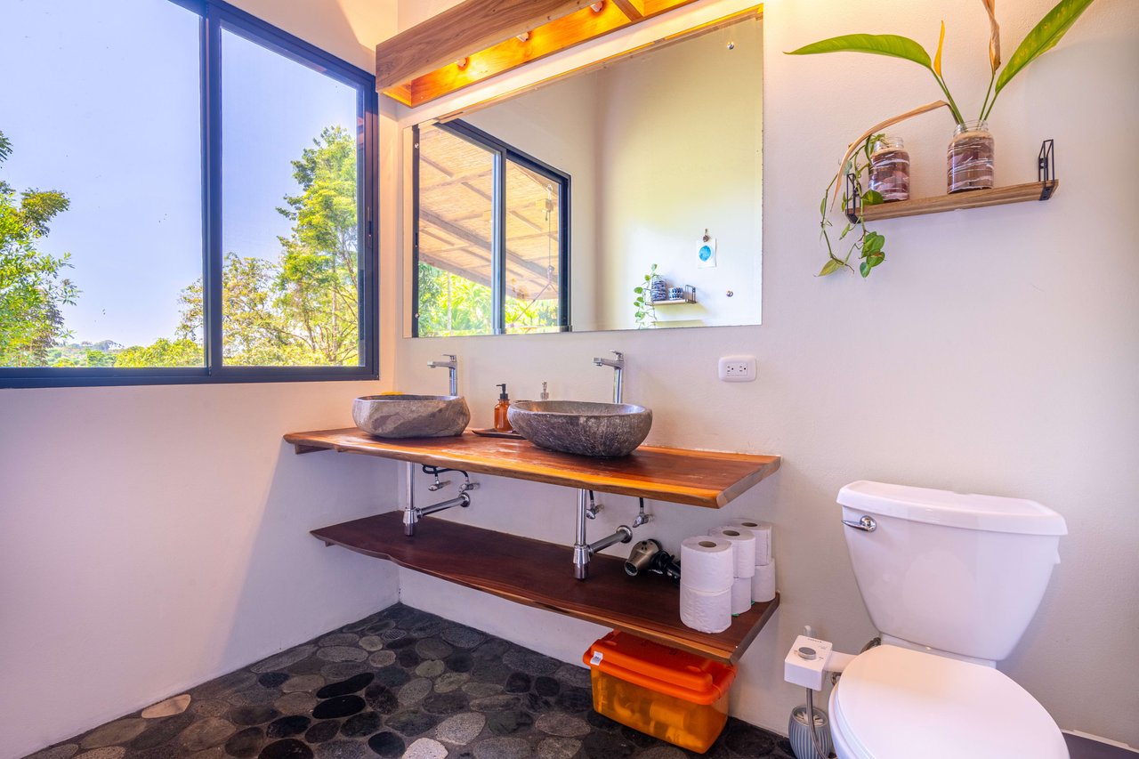Casa Vida Tranquila, 3 Bedroom Jungle Home in Uvita