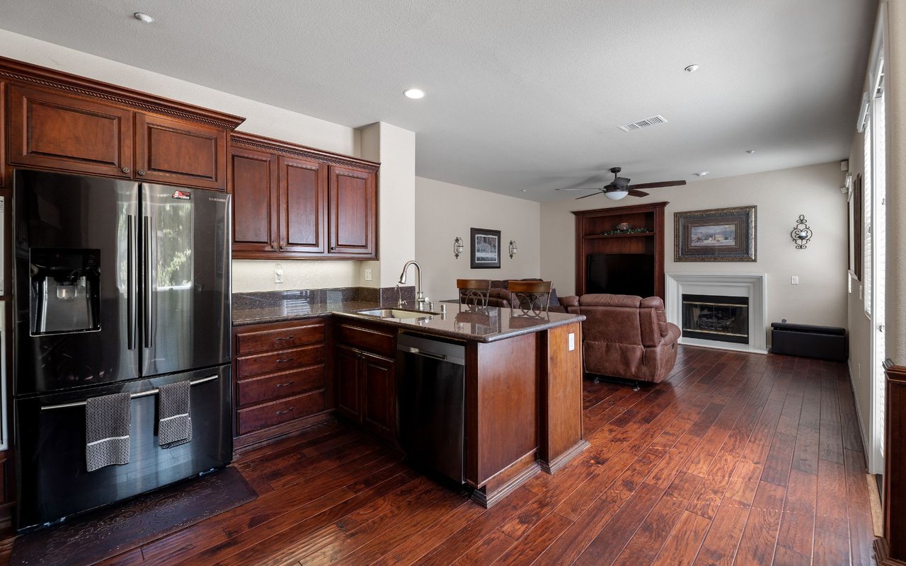 1273 Honeysuckle Avenue