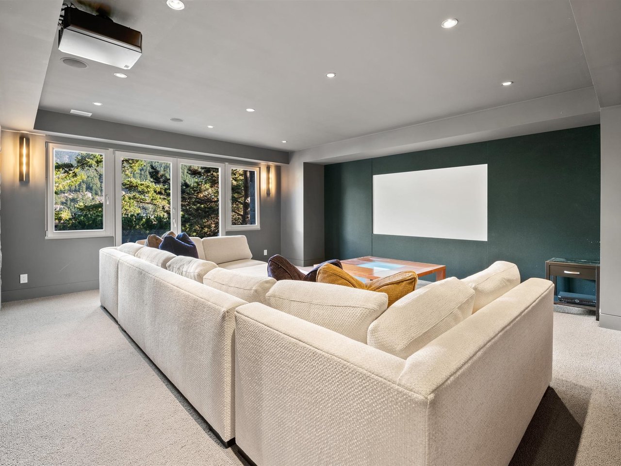 9329 Autumn Pl