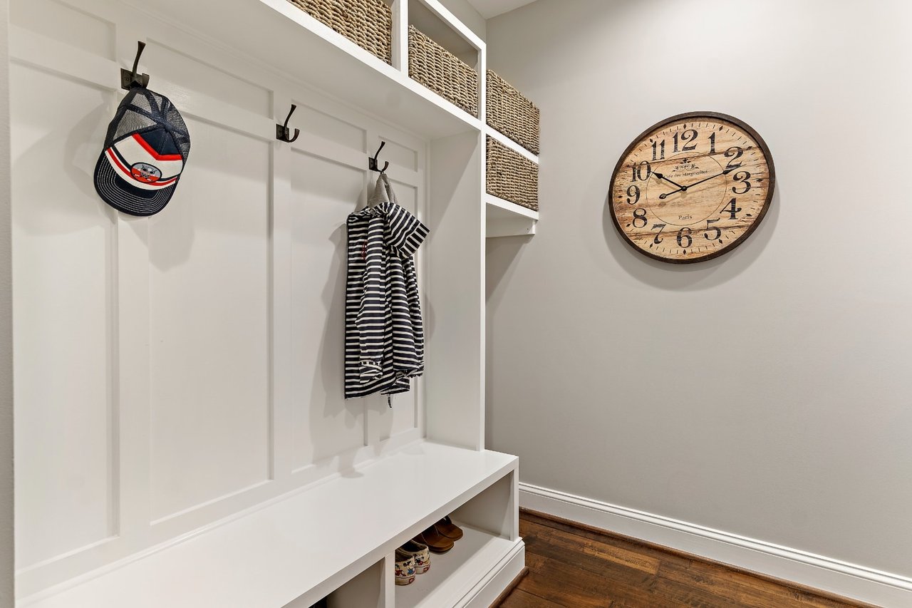 1400 Ascot Hill Terrace