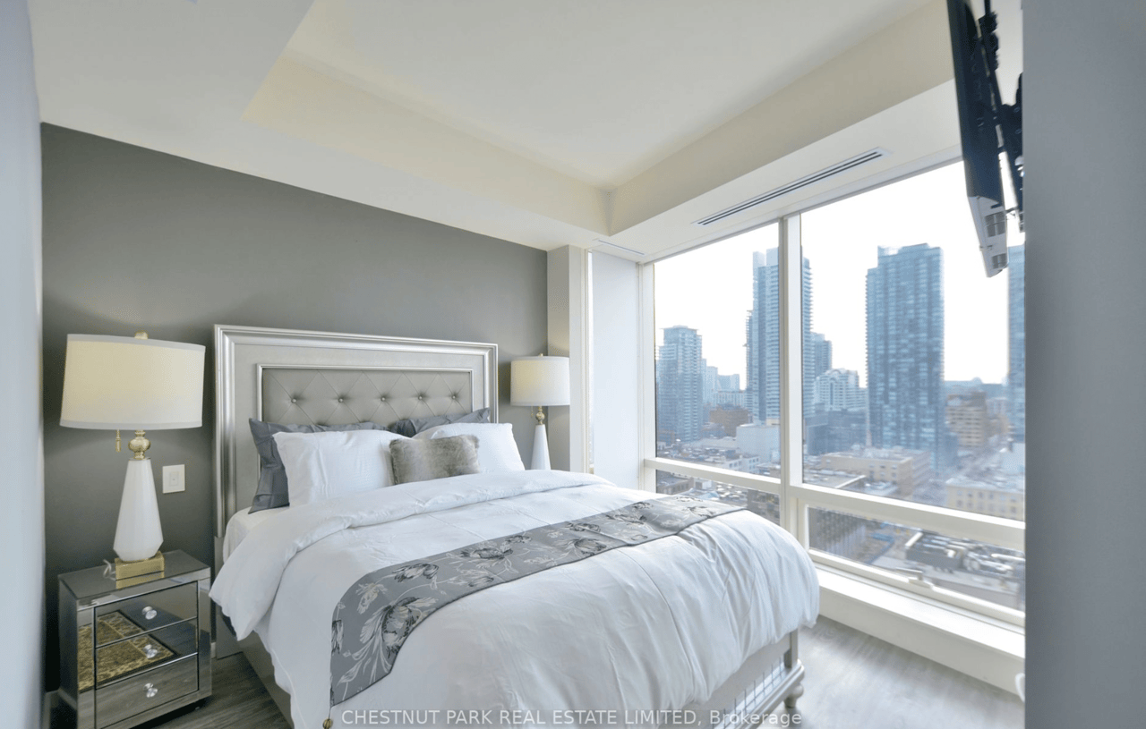 Suite 1904- 180 University Avenue