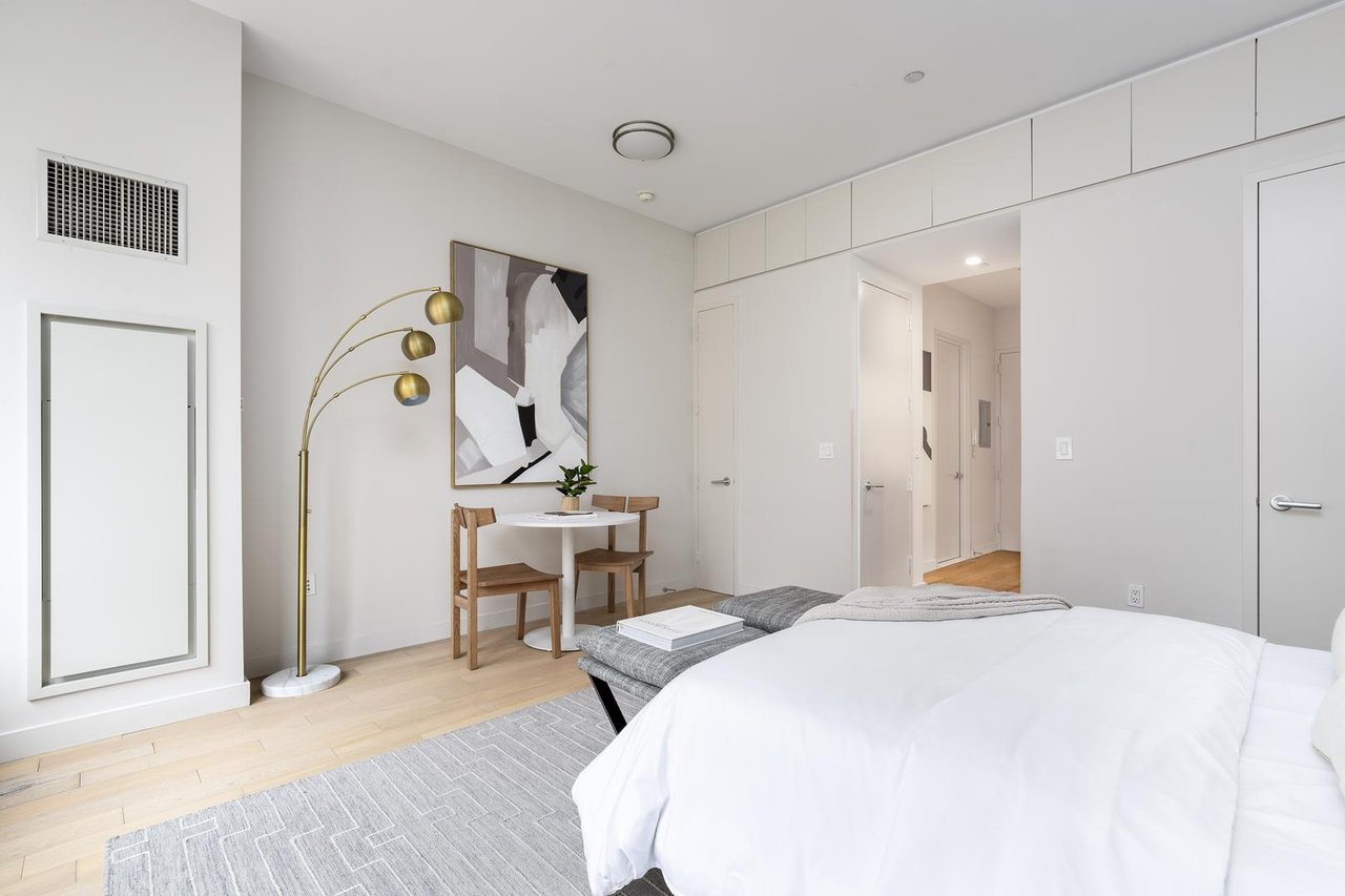 75 Wall Street, Apt 29L